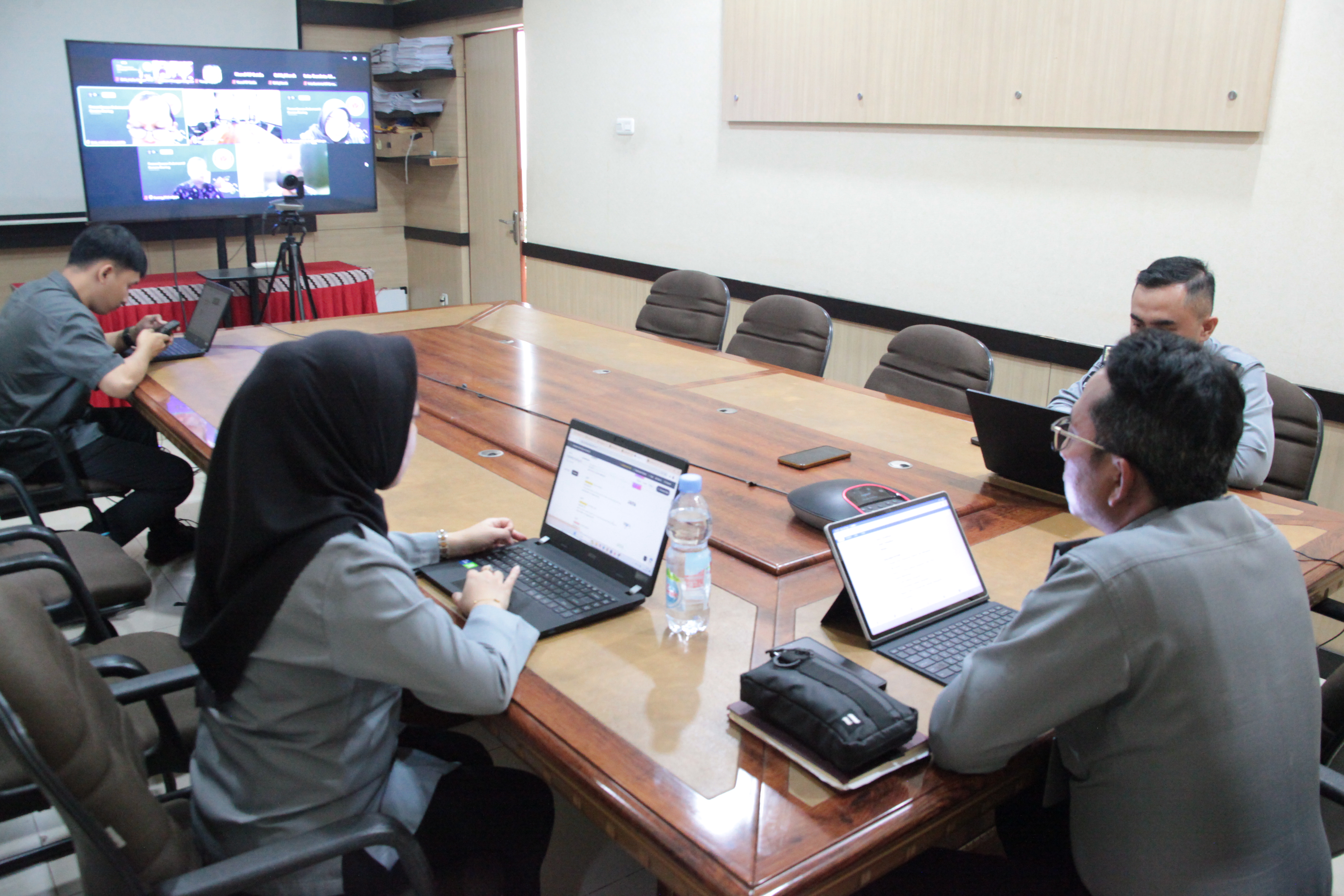 Siap Mendunia! Kemenkum Jabar Dampingi Ujian Substantif Mangga Gincu Sumedang yang Sudah Ekspor ke Rusia